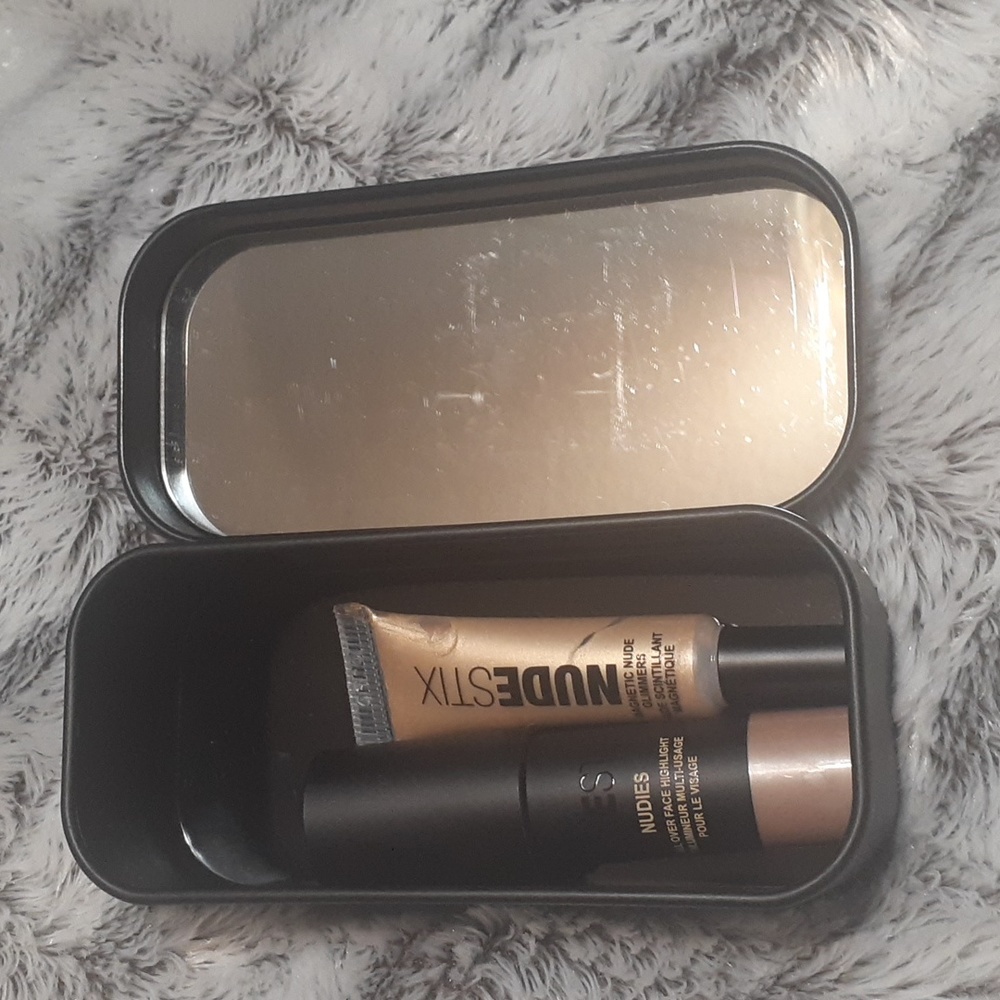 NUDESTIX Sample tin. Golden colors. Mini